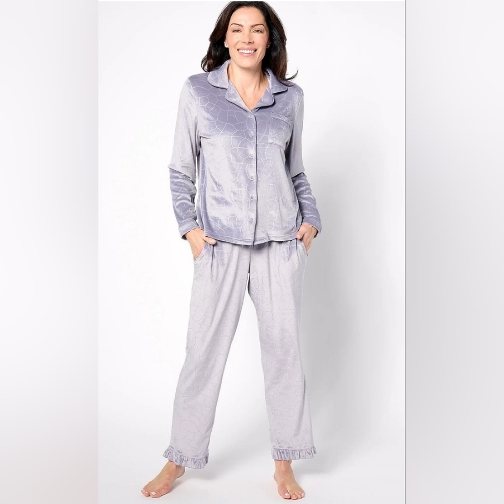NWOT Berkshire Plush Homewear Island Pajama Set Intimates & Sleepwear